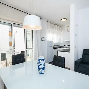  Appartamento Finalmarina Centro 2